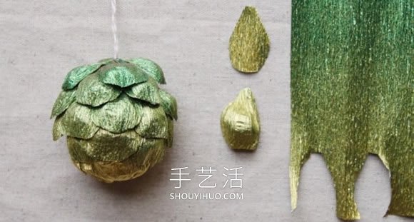 自制皱纹纸橡子和松果挂饰的方法图解教程- www.aizhezhi.com