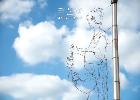 神奇铁丝艺术 DIY隐身路标路灯上的错位肖像- www.aizhezhi.com