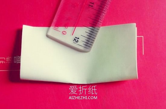 怎么简单折纸中国宝剑的折法图解- www.aizhezhi.com