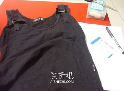 怎么用旧衣服做万圣节南瓜怪物服装的方法图解- www.aizhezhi.com