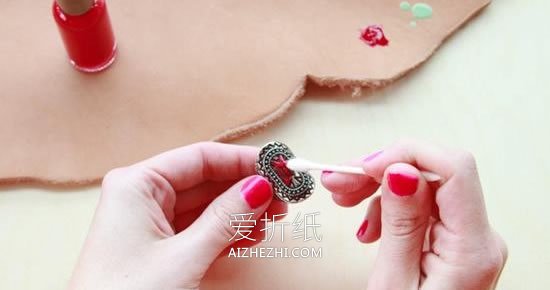 怎么用指甲油改造复古戒指的方法图解- www.aizhezhi.com