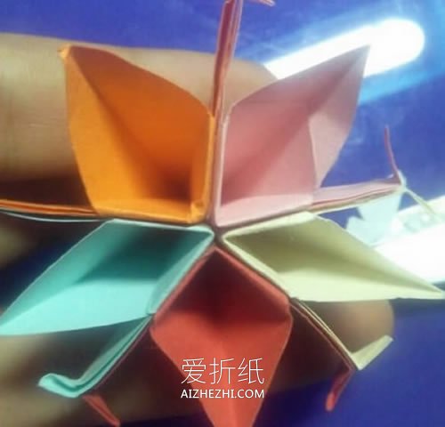 怎么简单折纸五瓣花的折法图解- www.aizhezhi.com