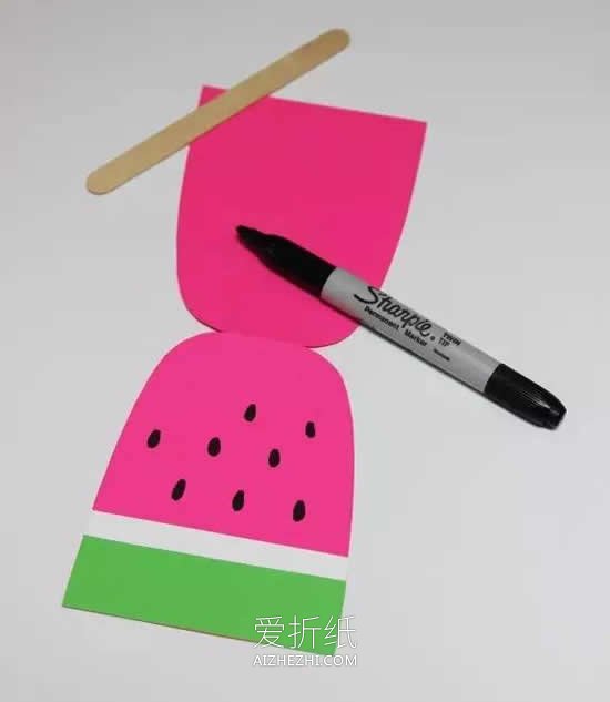 怎么用卡纸简单做冰棍挂饰的方法图解- www.aizhezhi.com