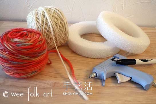 海绵上缠绕纱线 制作漂亮节日装饰烛台！- www.aizhezhi.com