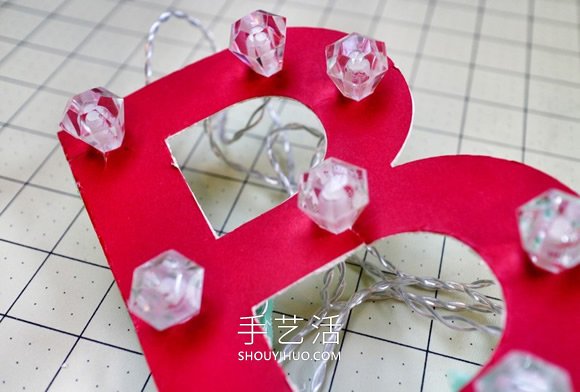简单自制酒吧字母灯饰的方法图解教程- www.aizhezhi.com
