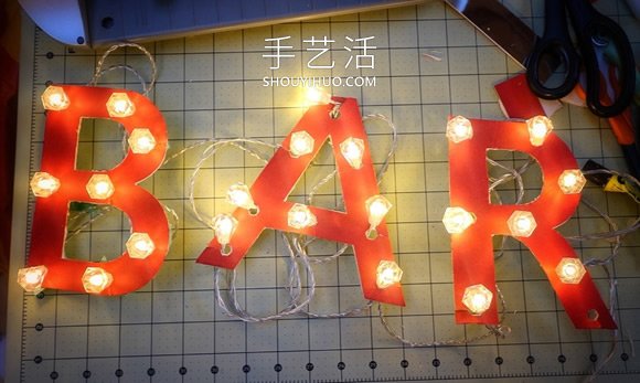 简单自制酒吧字母灯饰的方法图解教程- www.aizhezhi.com