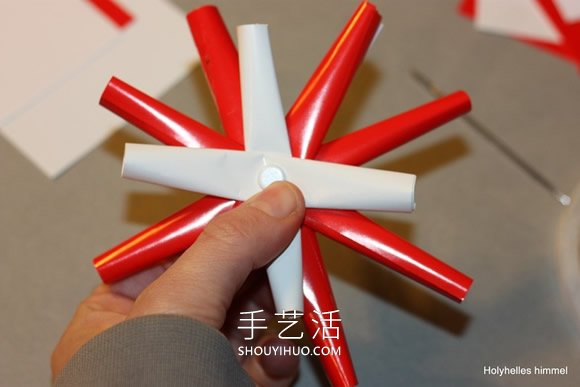 自制圣诞节礼物装饰雪花的方法图解教程- www.aizhezhi.com