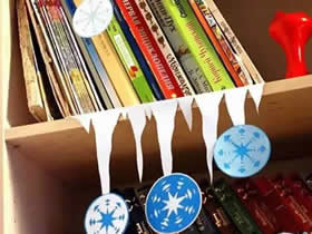 怎么用卡纸做冬天冰柱雪花装饰的方法图解