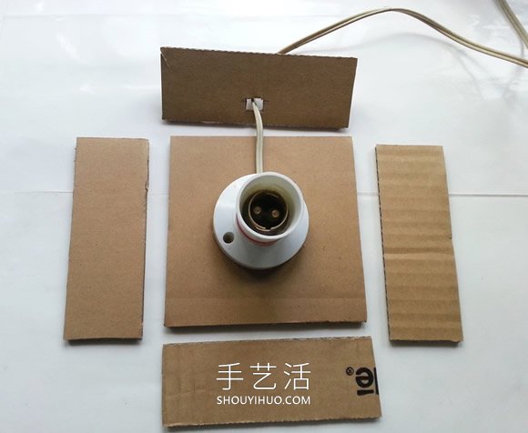纸板手工制作梦幻灯罩灯饰的做法教程- www.aizhezhi.com