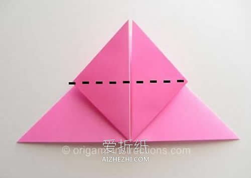 怎么折纸卷心玫瑰花的折法图解- www.aizhezhi.com