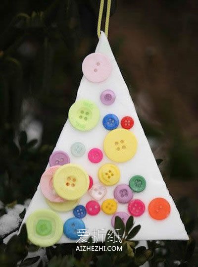 怎么简单用泡沫纸做圣诞树挂饰的方法图解- www.aizhezhi.com
