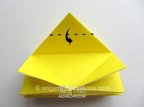 怎么折纸旋转玫瑰花的折法图解- www.aizhezhi.com