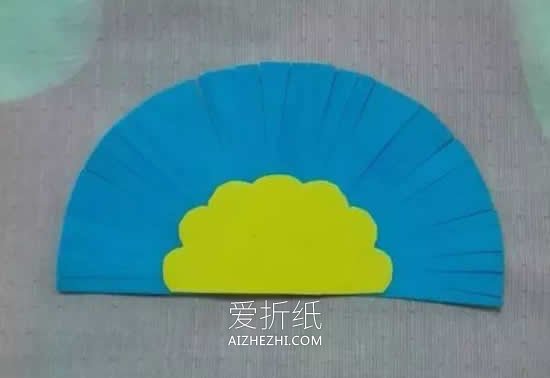 怎么用海绵纸做孔雀的简单方法图解- www.aizhezhi.com