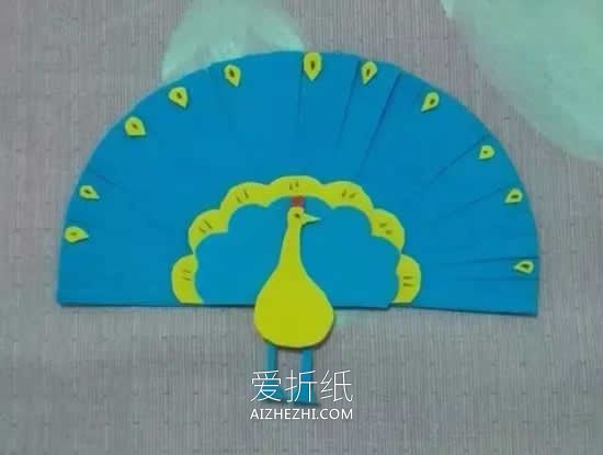 怎么用海绵纸做孔雀的简单方法图解- www.aizhezhi.com
