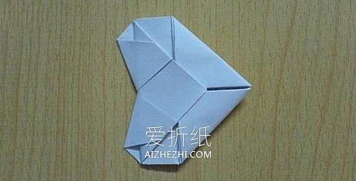 怎么将情书折成爱心的折法图解- www.aizhezhi.com