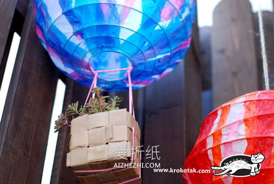 怎么用灯笼做创意热气球花盆的方法图解- www.aizhezhi.com