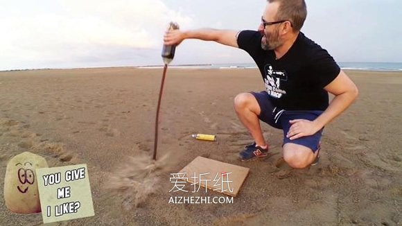 怎么用可乐做水火箭的方法图解- www.aizhezhi.com