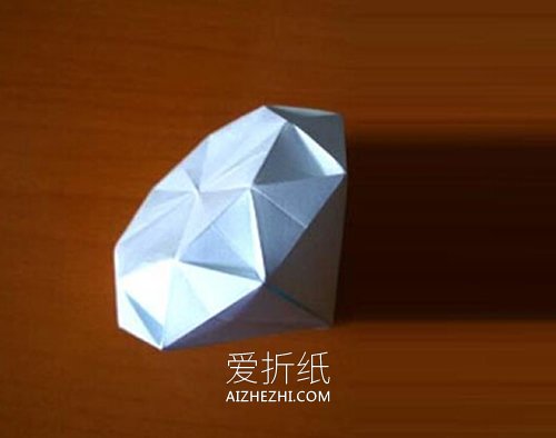 怎么用一张纸折纸立体钻石的折法图解- www.aizhezhi.com