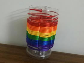 怎么用塑料瓶绕绳做创意花瓶的方法图解