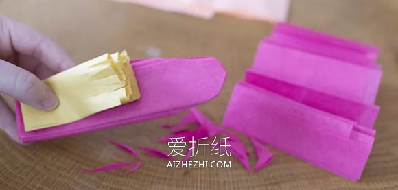 怎么用薄纸做花朵的详细步骤图解- www.aizhezhi.com