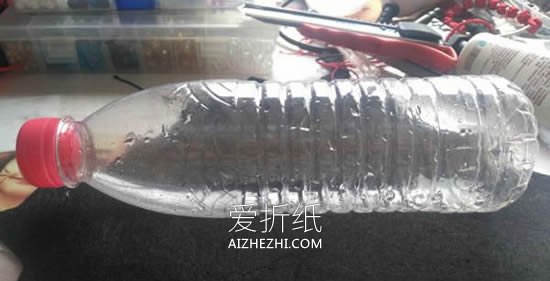 怎么用矿泉水瓶做小猪花盆的方法图解- www.aizhezhi.com