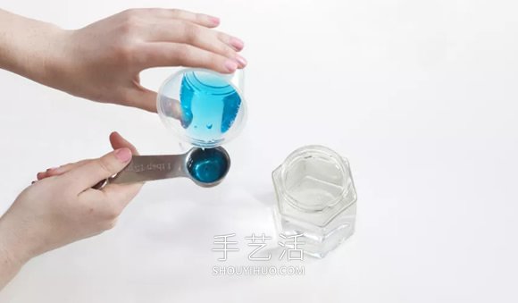 自制泡泡水最简单配方的做法教程- www.aizhezhi.com