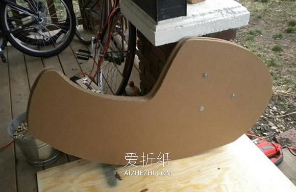 怎么用硬纸板做摇摇椅的方法图解- www.aizhezhi.com