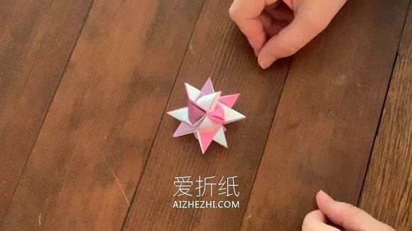 怎么用纸条编立体星星的编法图解- www.aizhezhi.com