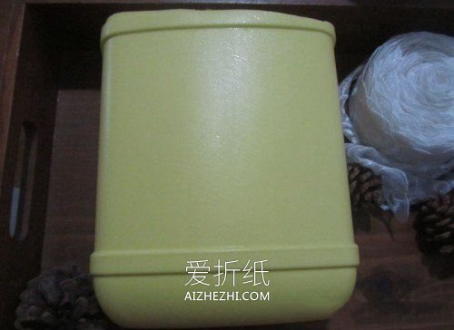 怎么用洗洁精瓶子做花盆的方法图解- www.aizhezhi.com
