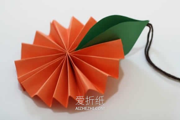 怎么用卡纸做橘子挂饰的方法图解- www.aizhezhi.com