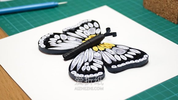 怎么用衍纸做蝴蝶装饰品的方法图解- www.aizhezhi.com