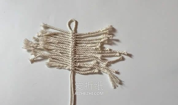 怎么用棉线打结做羽毛挂饰的方法图解- www.aizhezhi.com