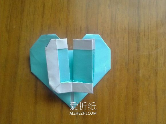 怎么折纸LOVE U字母心的折法图解- www.aizhezhi.com