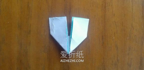 怎么折纸LOVE U字母心的折法图解- www.aizhezhi.com