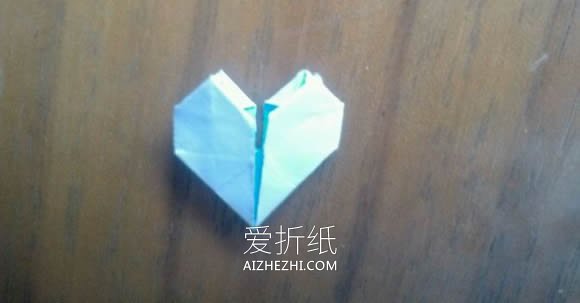 怎么折纸LOVE U字母心的折法图解- www.aizhezhi.com