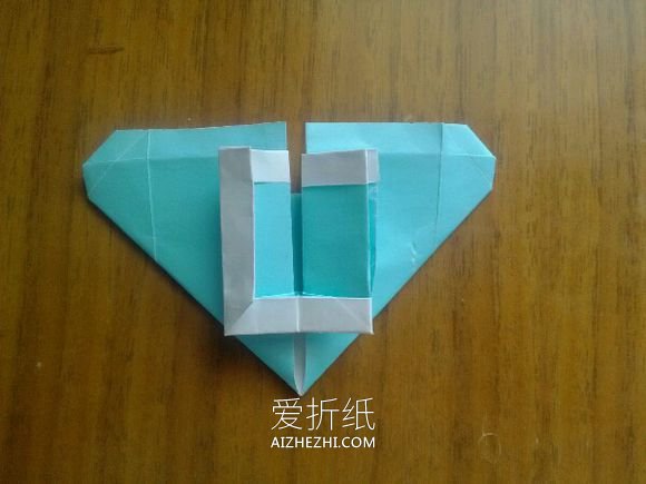 怎么折纸LOVE U字母心的折法图解- www.aizhezhi.com