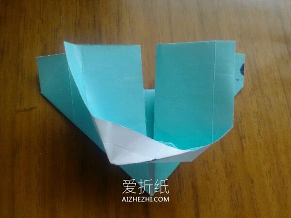 怎么折纸LOVE U字母心的折法图解- www.aizhezhi.com