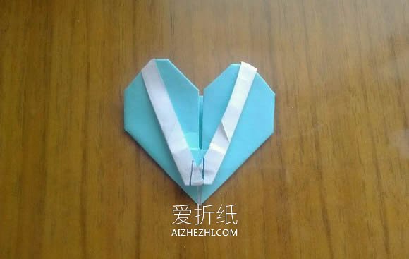 怎么折纸LOVE U字母心的折法图解- www.aizhezhi.com