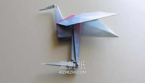 怎么将折纸千纸鹤改造成丹顶鹤的折法图解- www.aizhezhi.com