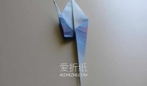 怎么将折纸千纸鹤改造成丹顶鹤的折法图解- www.aizhezhi.com