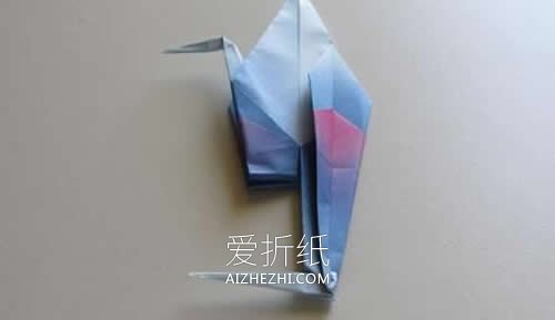 怎么将折纸千纸鹤改造成丹顶鹤的折法图解- www.aizhezhi.com