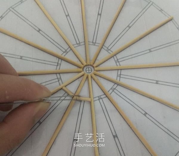 迷你水车模型制作方法带图纸- www.aizhezhi.com