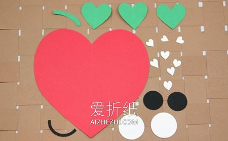 怎么用卡纸做草莓贴画- www.aizhezhi.com