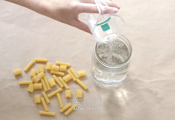 怎么用通心粉手工做儿童项链- www.aizhezhi.com