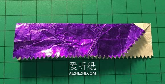怎么用口香糖纸折纸恐龙头骨- www.aizhezhi.com