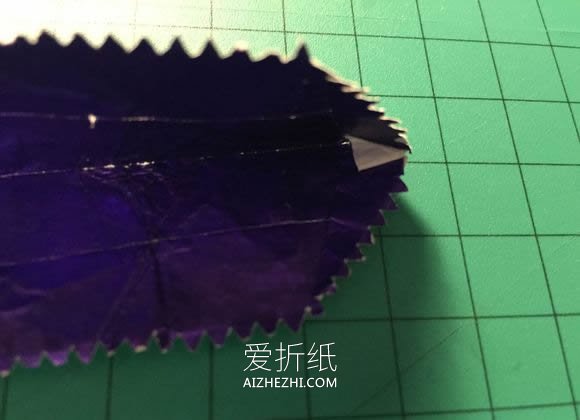 怎么用口香糖纸折纸恐龙头骨- www.aizhezhi.com