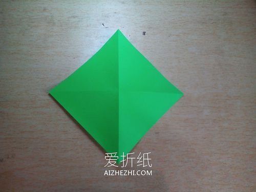 怎么折格纹爱心- www.aizhezhi.com