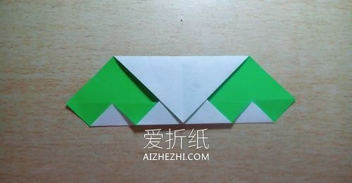 怎么折格纹爱心- www.aizhezhi.com