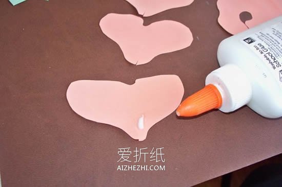 怎么用卡纸做玫瑰花步骤简单- www.aizhezhi.com