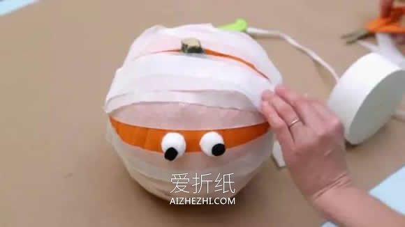 怎么用南瓜做万圣节僵尸和蝙蝠怪物- www.aizhezhi.com